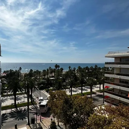 Grand Superbe Vue Mer, Principale De * Salou